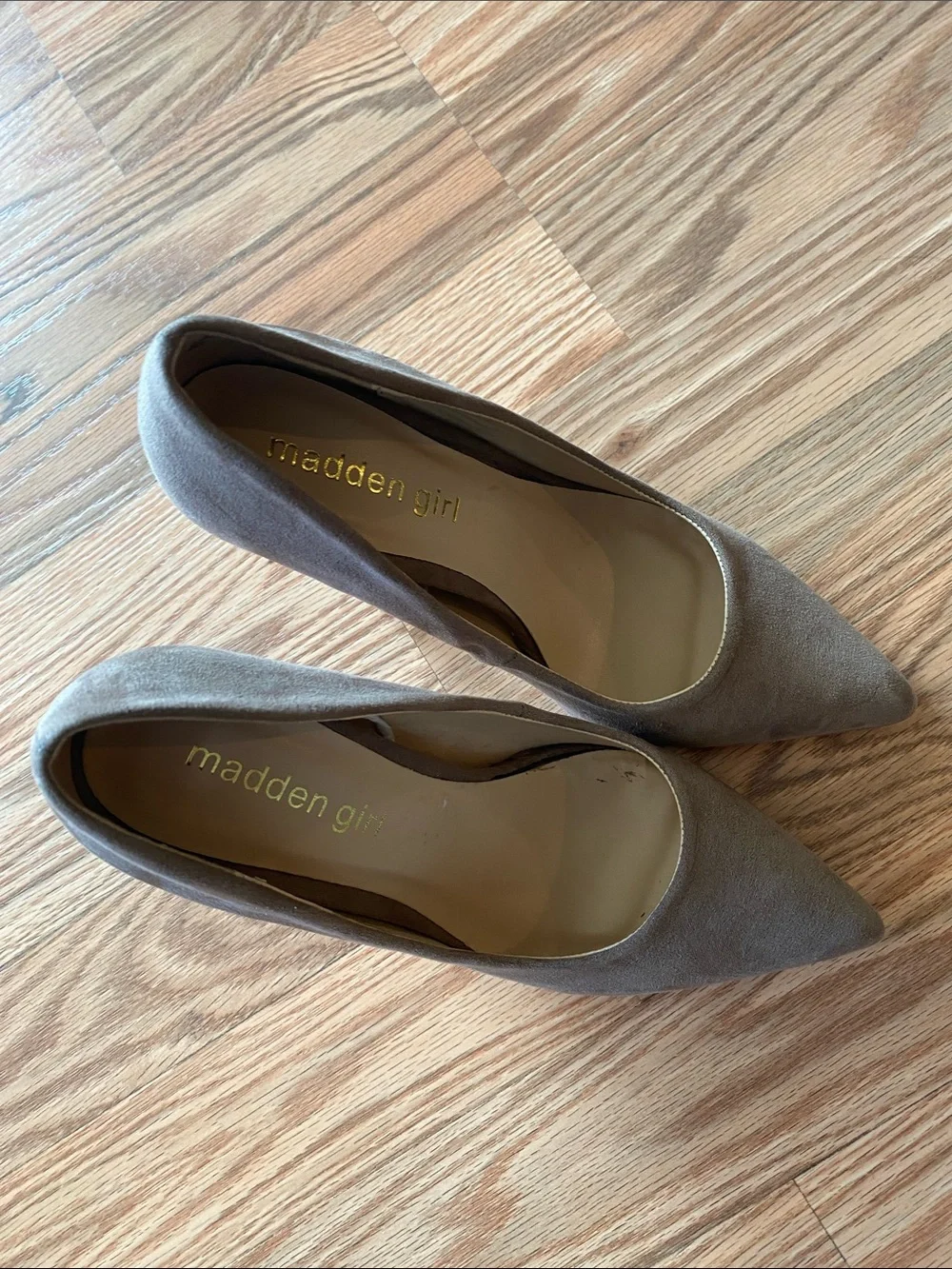 Madden Girl Taupe Suede Pointed-Toe Stilettos-6 Event Prom Office Coquette
